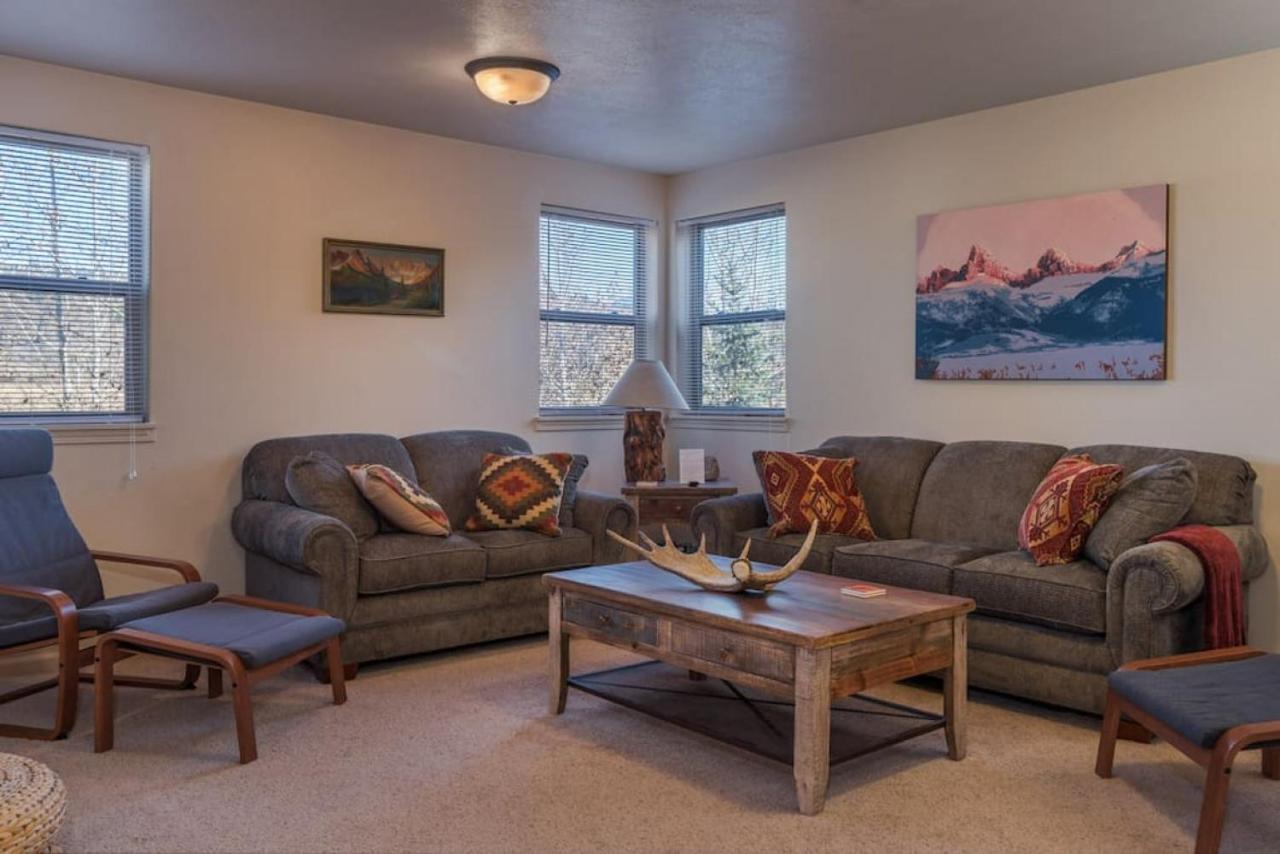 2 Bedroom Upstairs Condo With Ac In Victor, Id 外观 照片